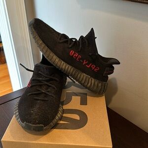 Yeezy Boost 350 V2 size 7 Men’s